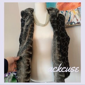 Faux Fur Reversible Puffy Vest